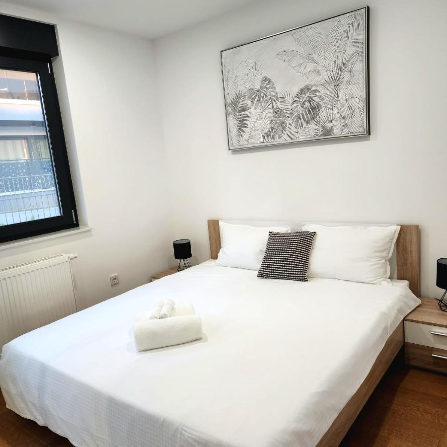 Apartment Allure *